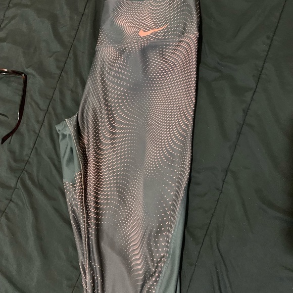 Leggings size med - Picture 2 of 3